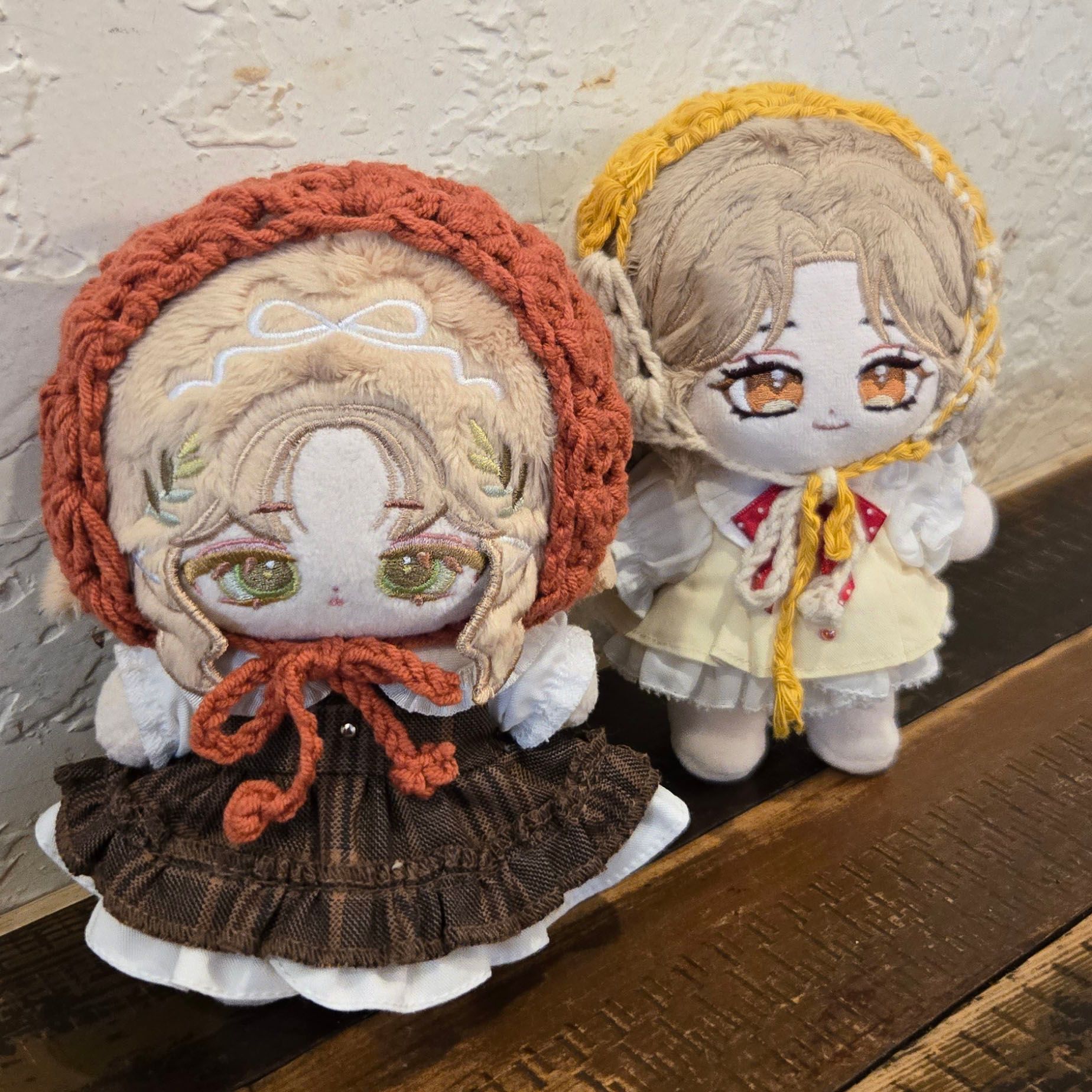 採花賊｜棉花娃手工鉤針三角頭巾．單色款 - 10cm