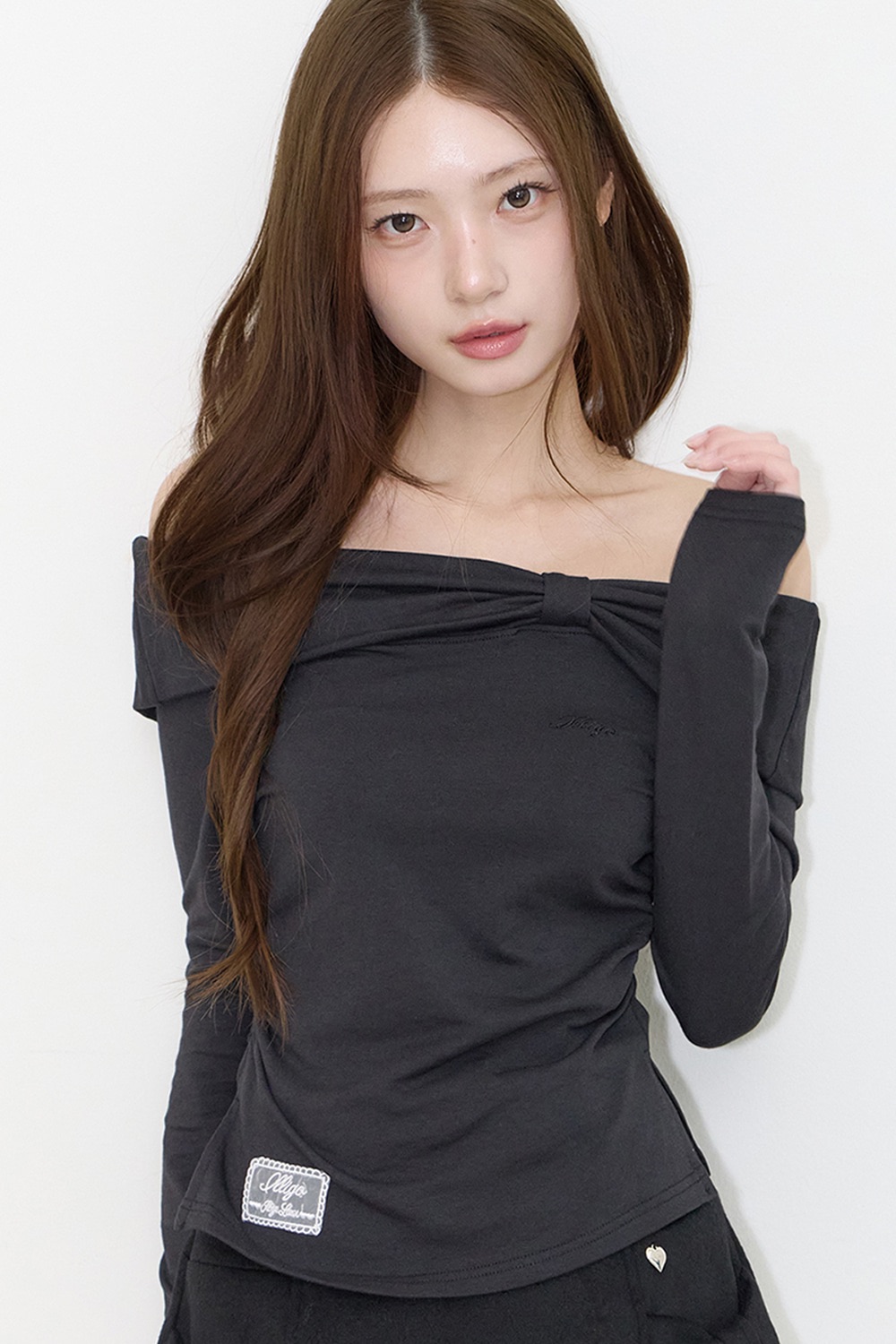 上衣/illigo 보우 오프숄더 롱슬리브