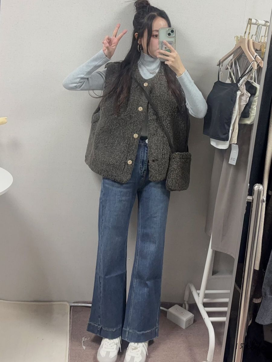 |現貨|百搭泰迪柔軟羊羔毛背心附包包（2色）