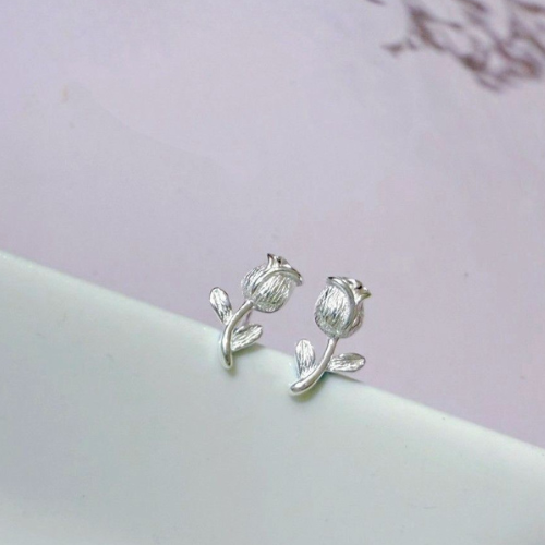 絲絨鬱金耳針*925 全銀