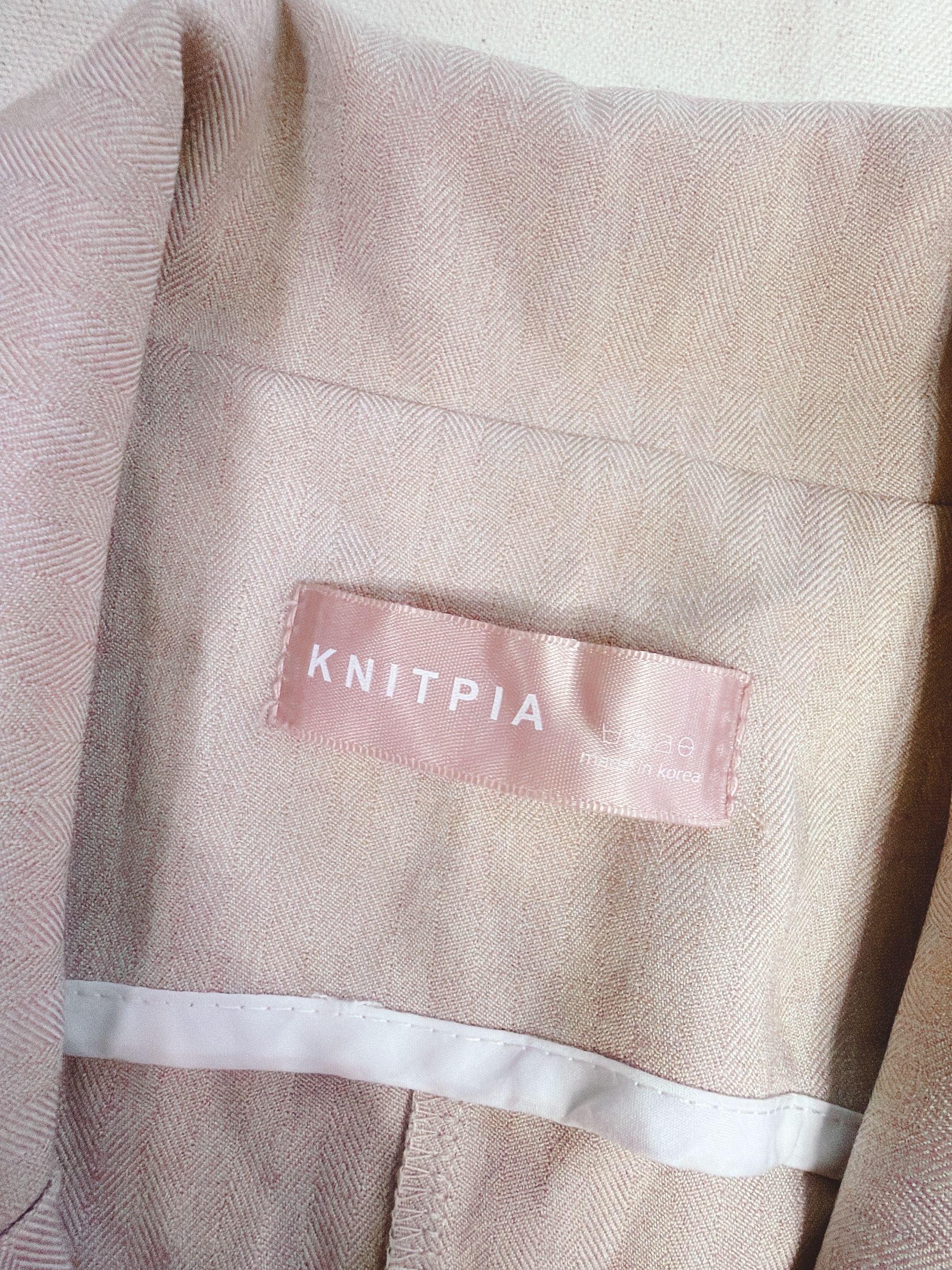 正韓全新 KNITPIA 後簍空露腰雙排釦西裝裙套裝