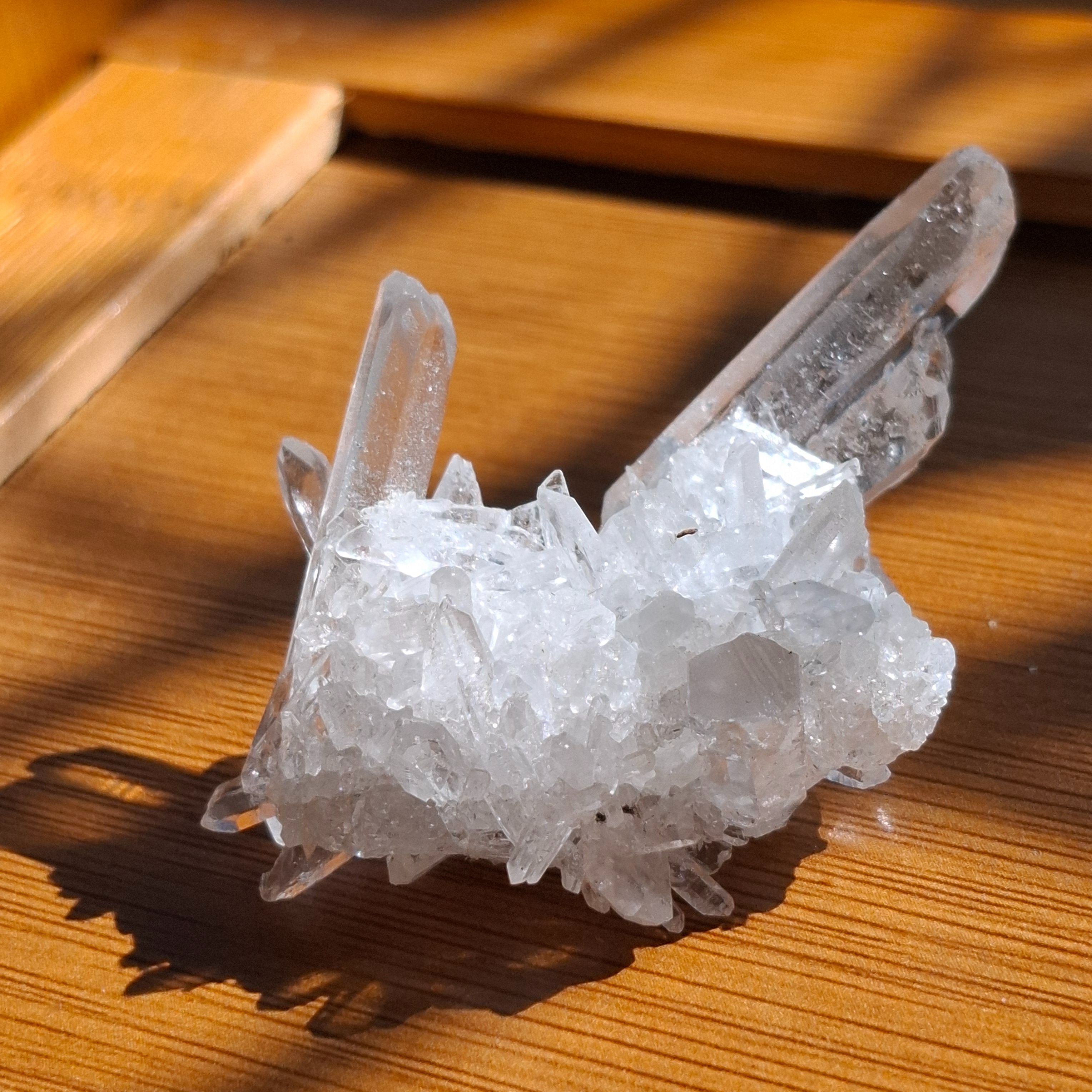 白水晶蔟