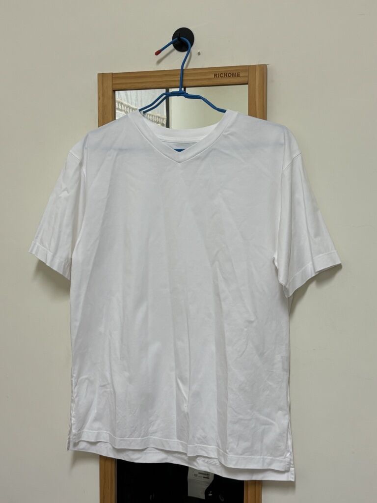 （二手）uniqlo 白色短袖上衣M號